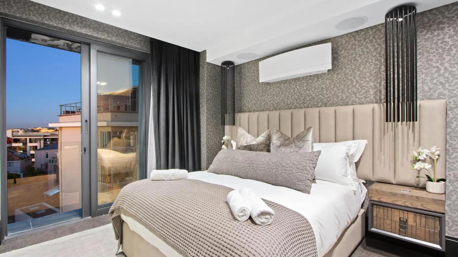 Aurum 501 By Host Agents Cape Town